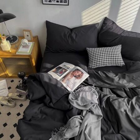 Black duvet set