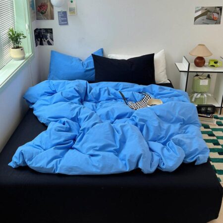 Blue and Black Mixed Duvet Set - 6 Pieces All Season Soft Duvet with Bedsheet and Matching Pillowcases (4 by 6, 6 by 6, 6by 7, 7 by 7) - Image 2
