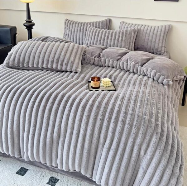 Fluffy grey stripe duvet cover set