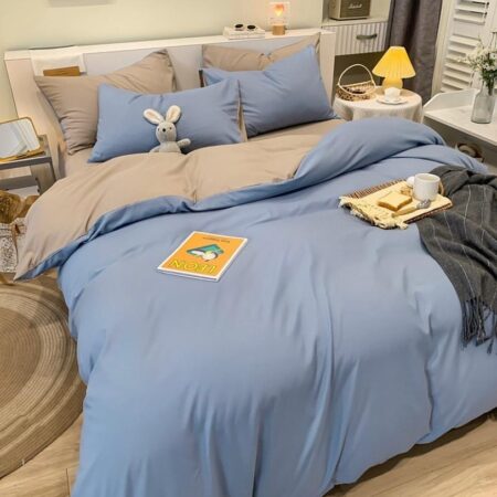 Light blue and beige reversible duvet set