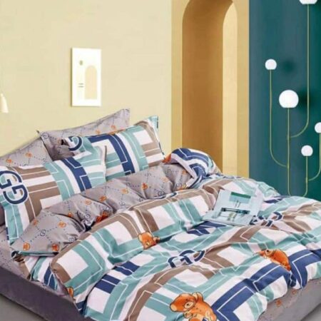 multicolor square pattern duvet set