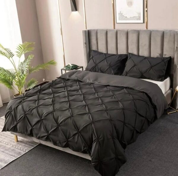 Pintuck black duvet set