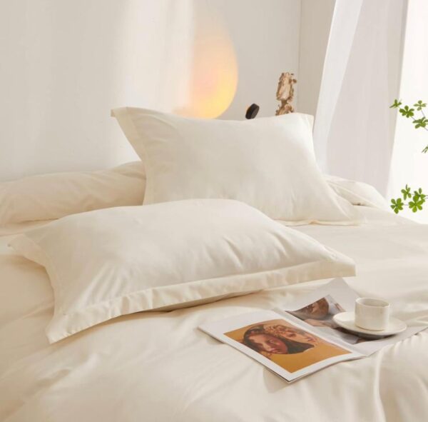 cream pillowcases