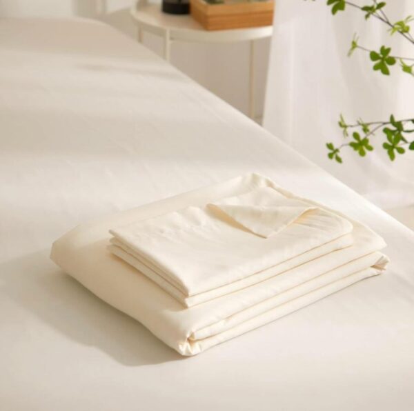 cream bedsheet