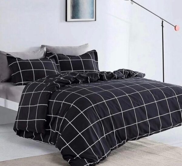 black grid pattern duvet set