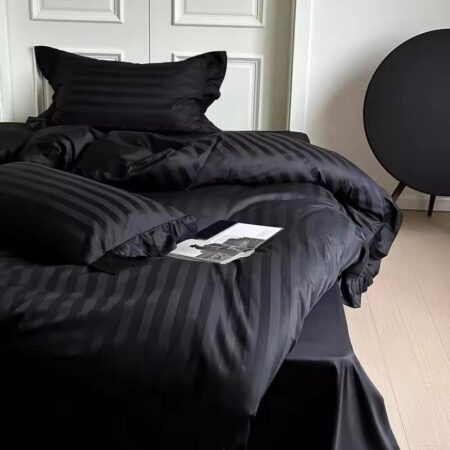 Black stripes duvet set