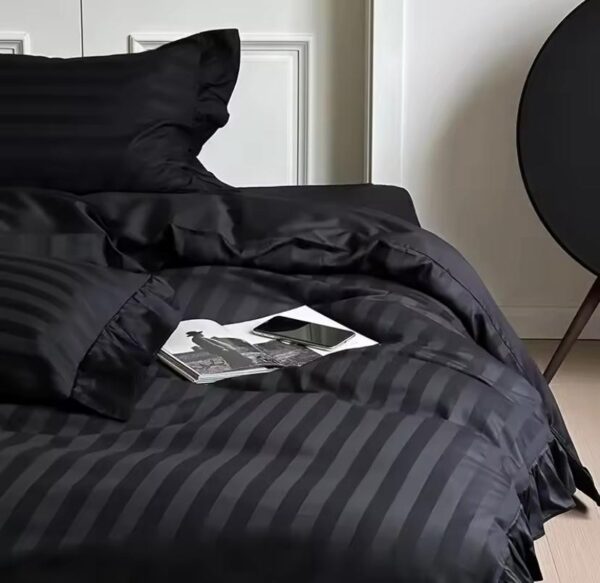 black stripe bedding set