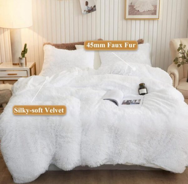 white faux fur duvet