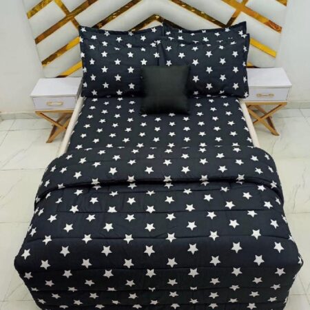 Black star duvet set