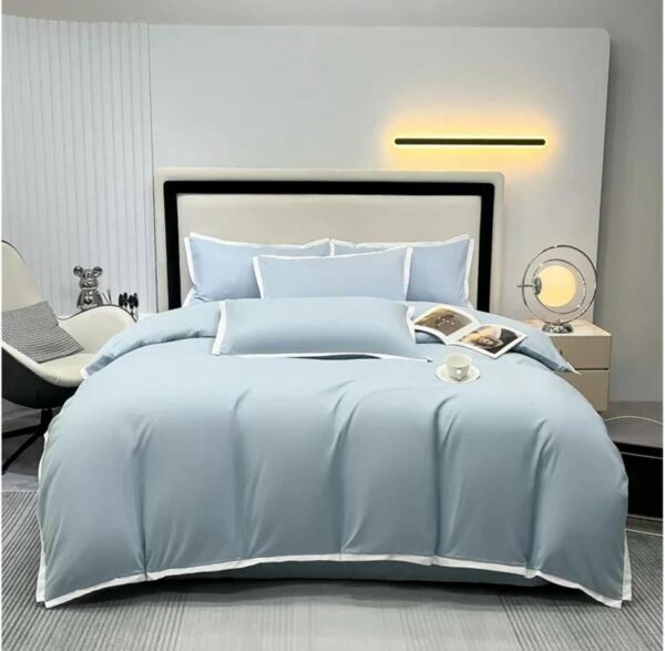 Hotel quality blue bedding set