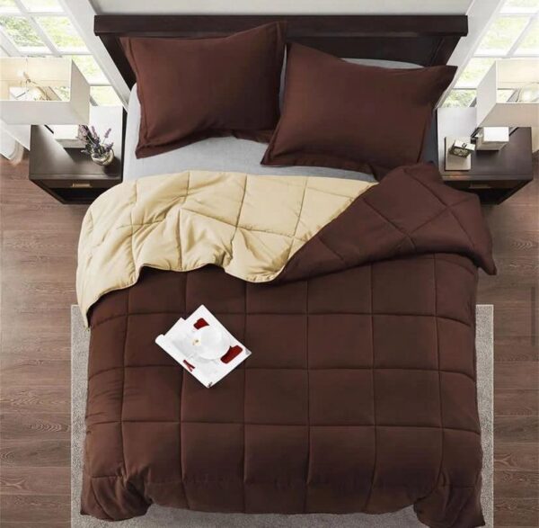 Down alternative duvet set