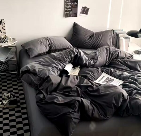 Dark grey duvet set