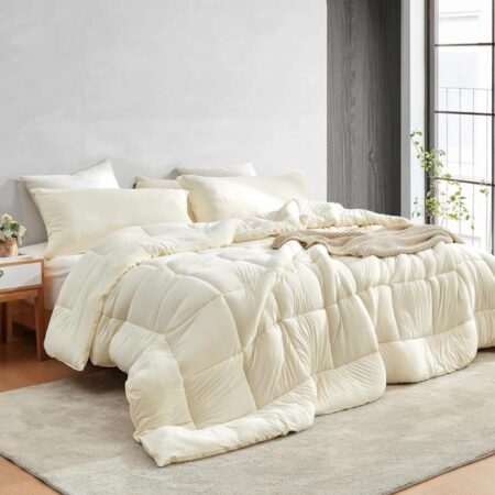 Off-white comforter set