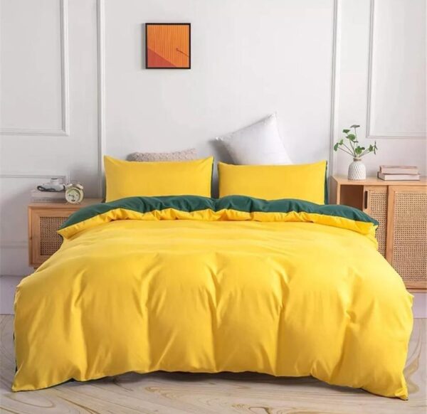 Yellow reversible duvet set