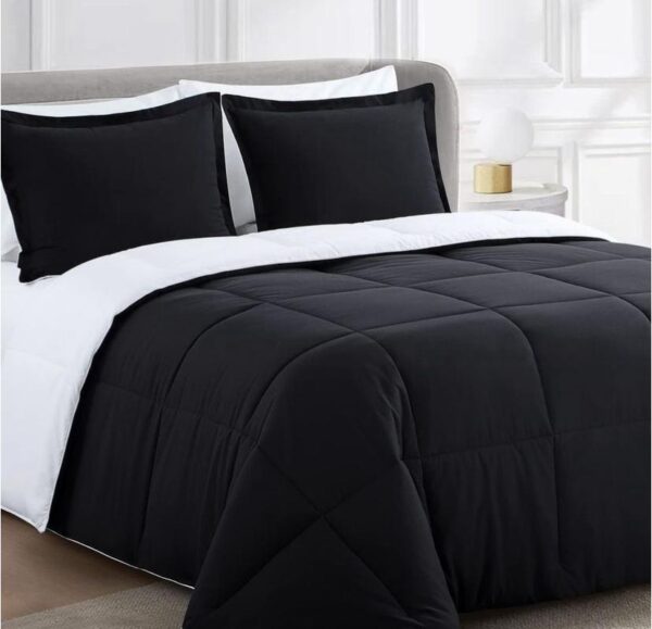 Black and white reversible duvet set