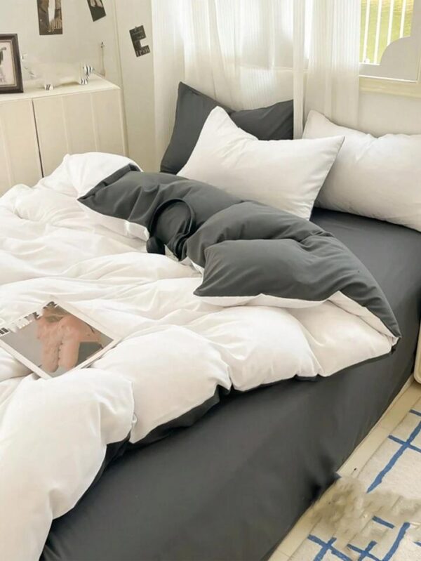 Reversible duvet set