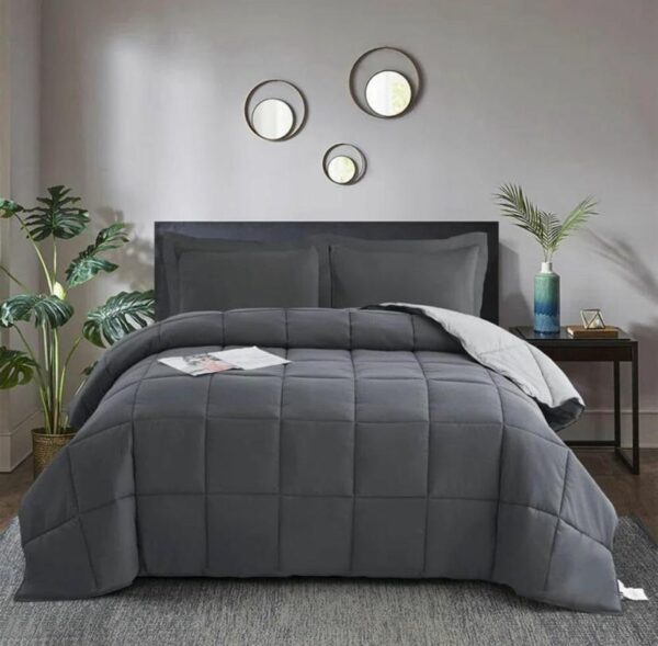 Dark and light grey reversible duvet set