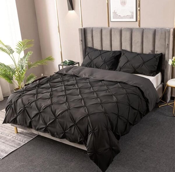 Black pinch pleated duvet s