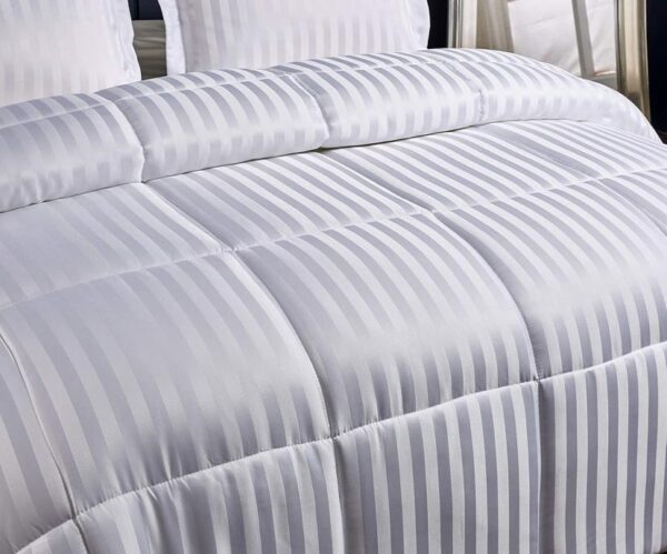 white stripes bedding set