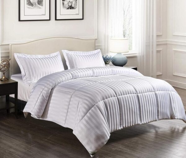 White damask stripe duvet set