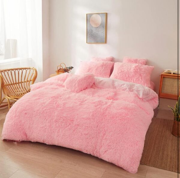 light pink faux fur duvet set