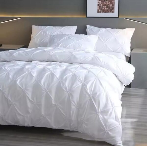 white pinch pleated duvet set