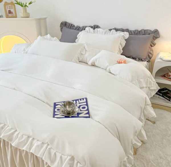 white pleat duvet set