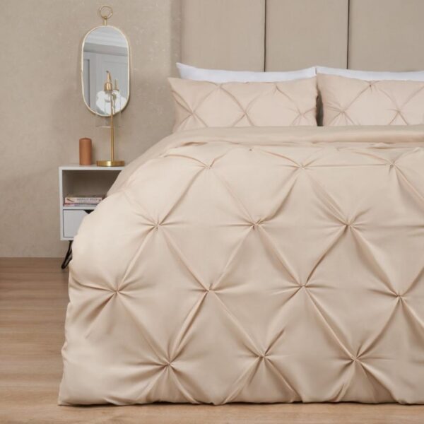 cream pintuck duvet set