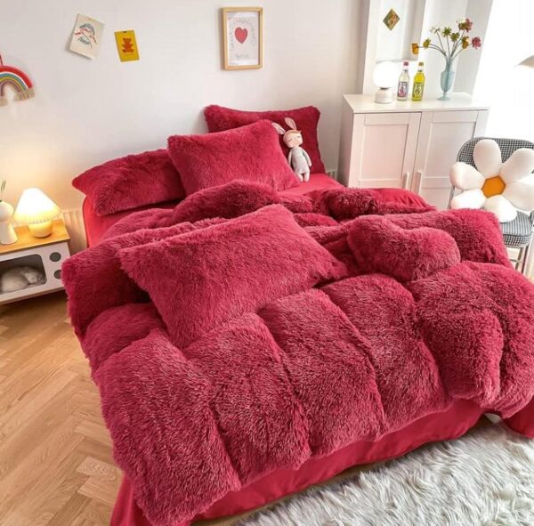 dark red faux fur duvet set