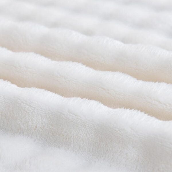 Ultra Soft Faux Fur Throw Blanket Super Soft Cozy Thick Bubbles Blanket Office, Sofa, Chair, Bedroom, 1Piece, White - Image 4