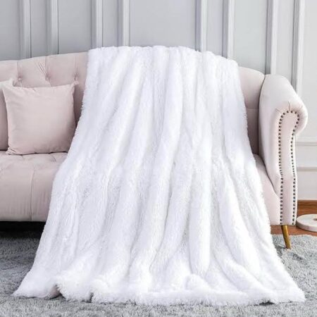 faux fur white blanket