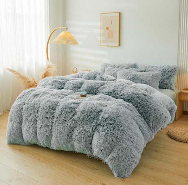 faux fur light grey duvet set