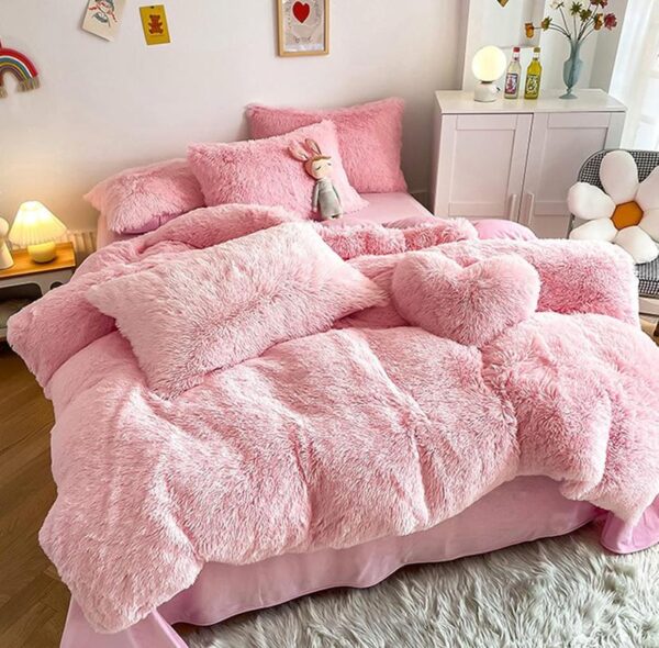 faux fur pink duvet set