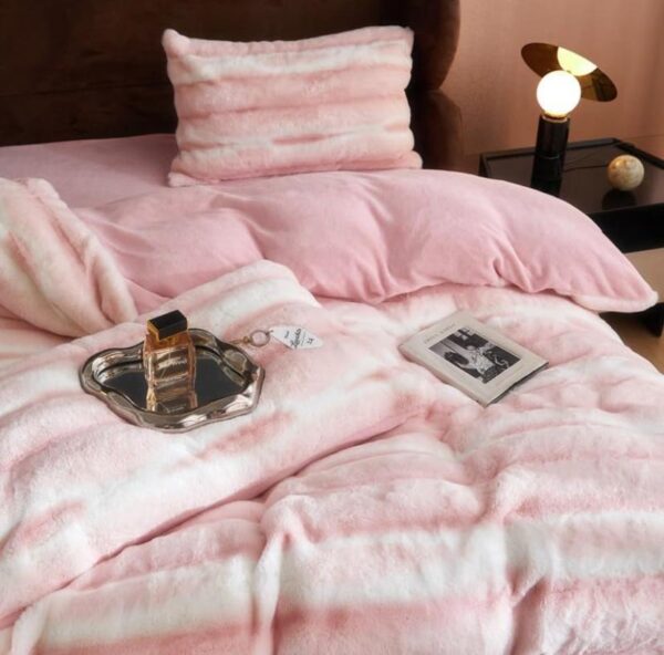 pink rabbit fur bedding set