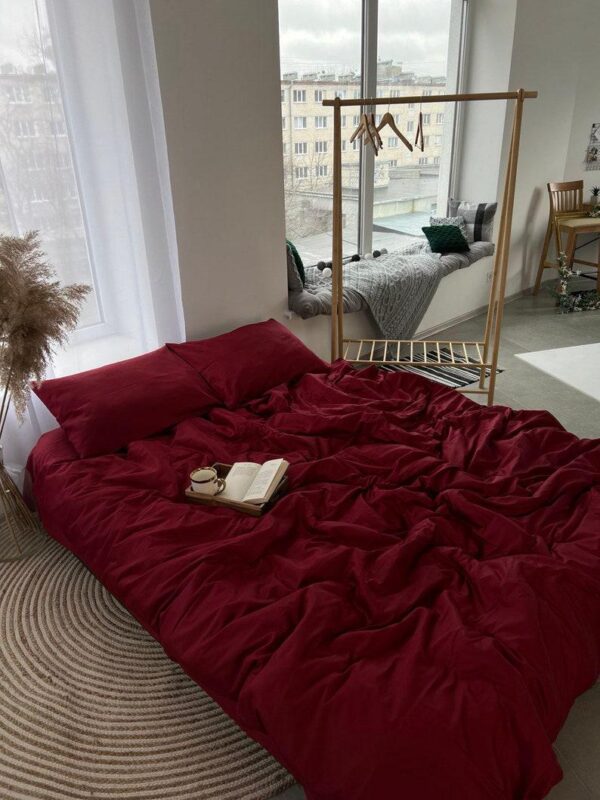 red duvet set