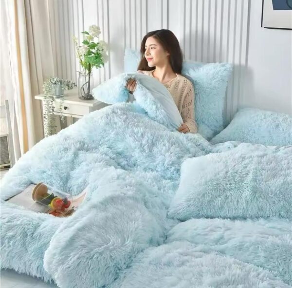 Faux fur fluffy sky blue duvet set