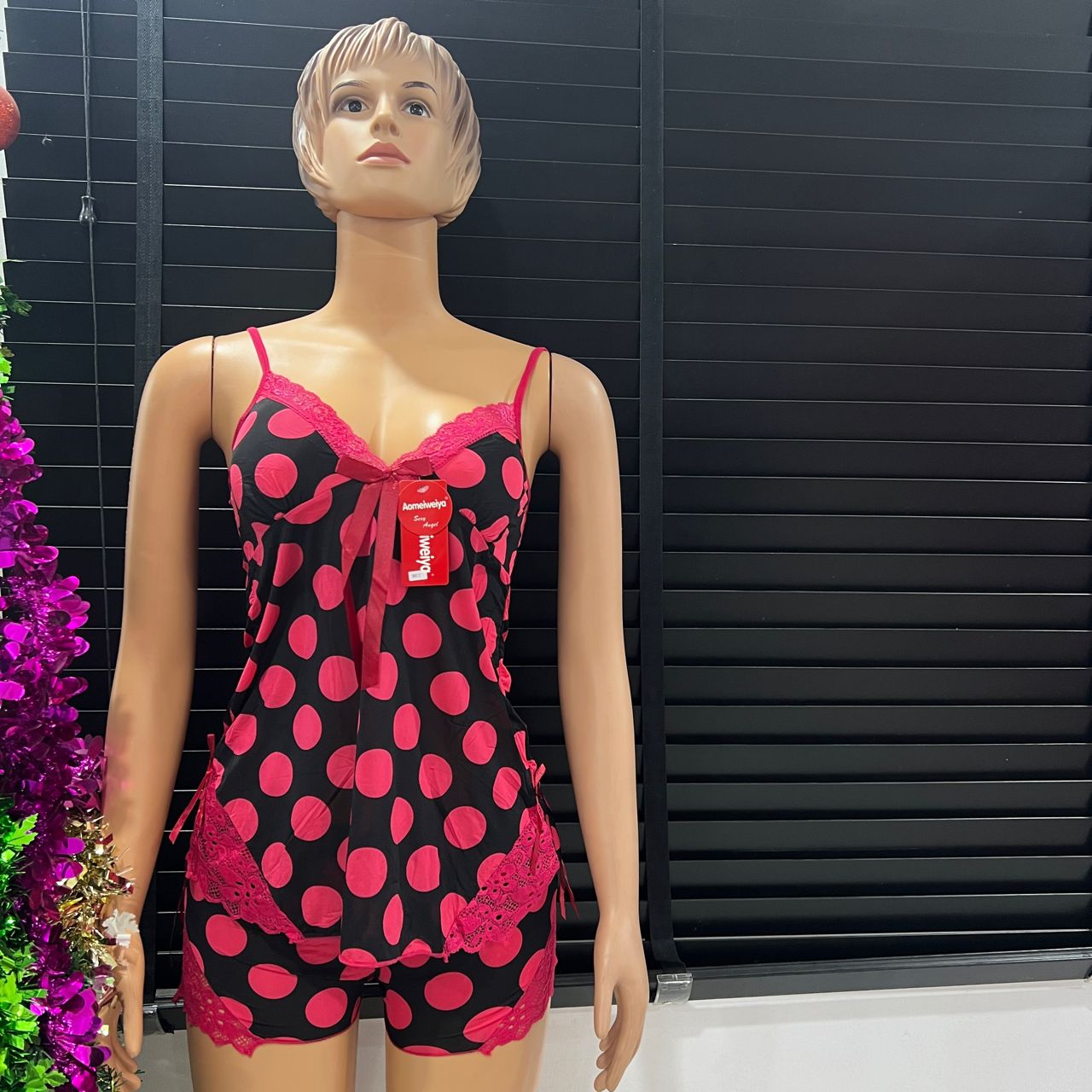 Women's Nightgown V-neck Sleepwear Lace Nightwear Soft and Comfy Lingerie for Women Black and Pink S M