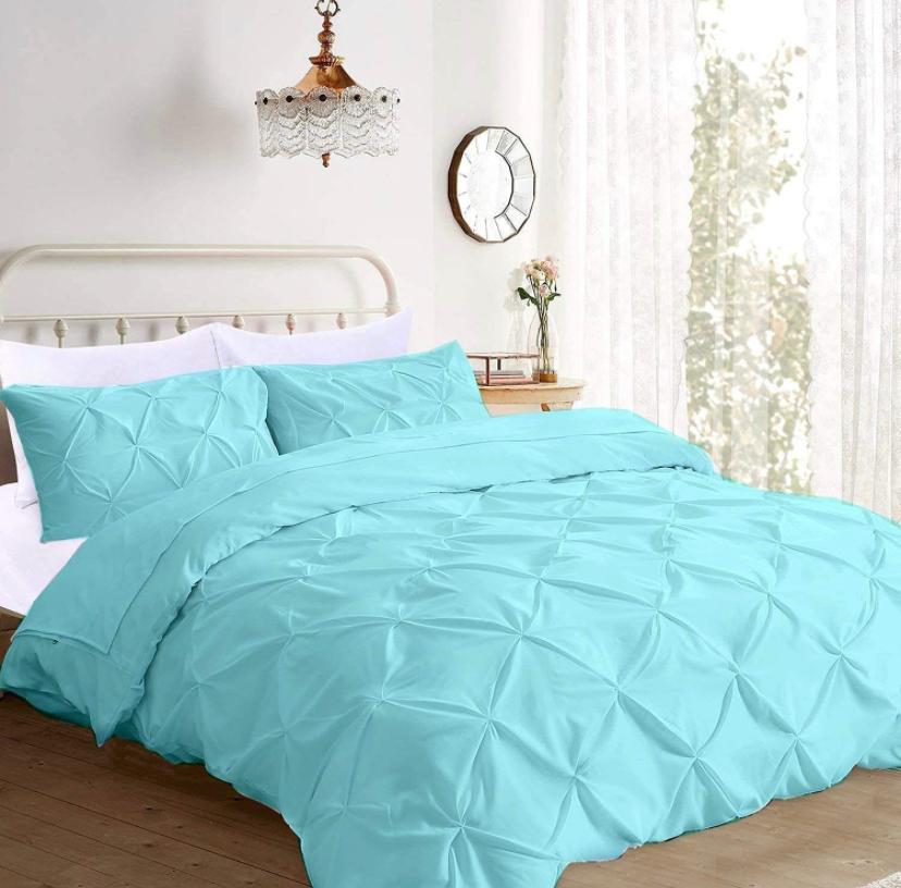 4/6 Pieces Pinch Pleated Pin-tuck Duvet Set - Breathable and Cozy, All Season Aqua Blue Duvet with Bed Sheet and Pillowcases 4 by 6, 6 by 6, 6 by 7,7 by 7 - Image 3