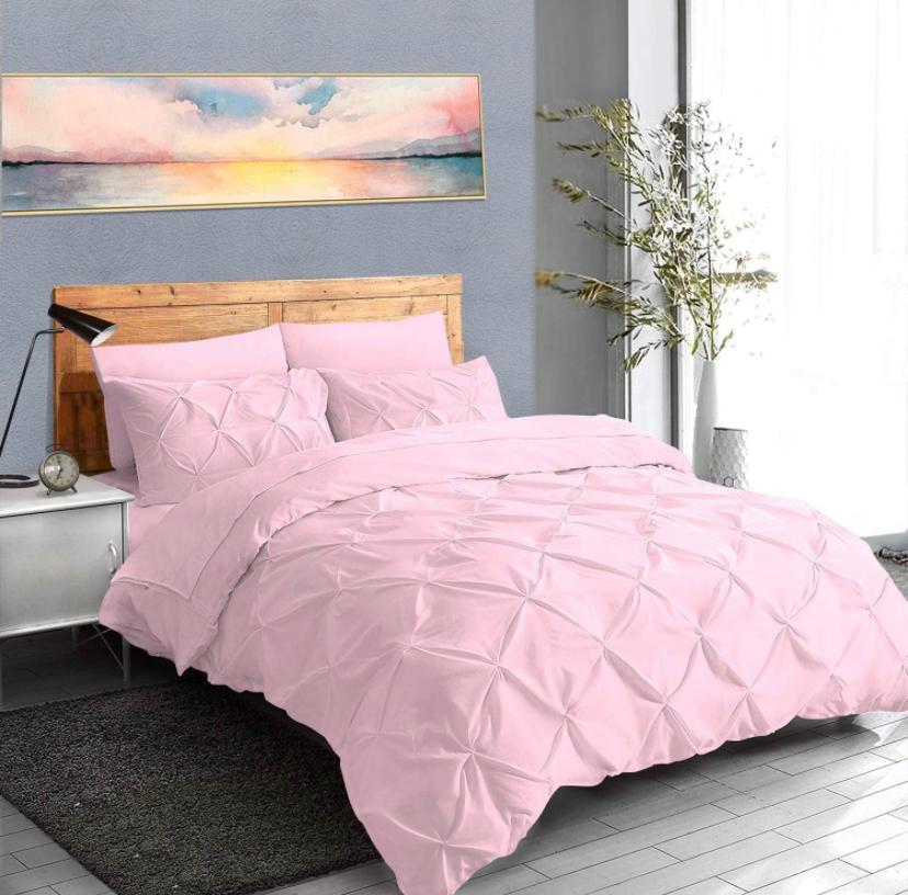 Soft Pinch Pleated Pintuck Duvet Set 4by6/ 6by6/ 6by7/ 7by7 Size All Season Soft, High Quality Pintuck Duvet with 1 Bedspread and 2/4 Pillowcases Set (Pink)