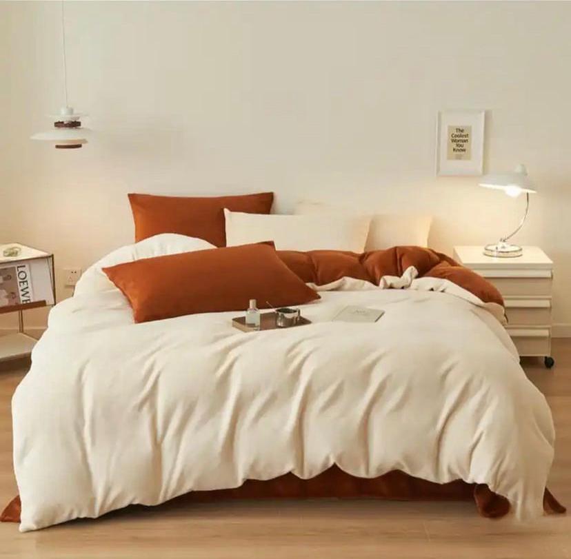 Reversible Duvet Set -High Quality Fabric, Durable and Comfortable, Doesn't Shred nor Fade Matching Pillowcases and Bedsheet Set (4 by 6, 6 by 6, 6 by 7, 7 by 7) Pumpkin/Green