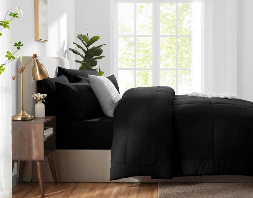 All Season Quilted Comforter Set - 4/6 Pieces Soft and Lightweight Black Duvet with Flat Sheet and Matching Pillowcases Set 4 by 6, 6 by 6, 6 by 7, 7 by 7 - Image 3