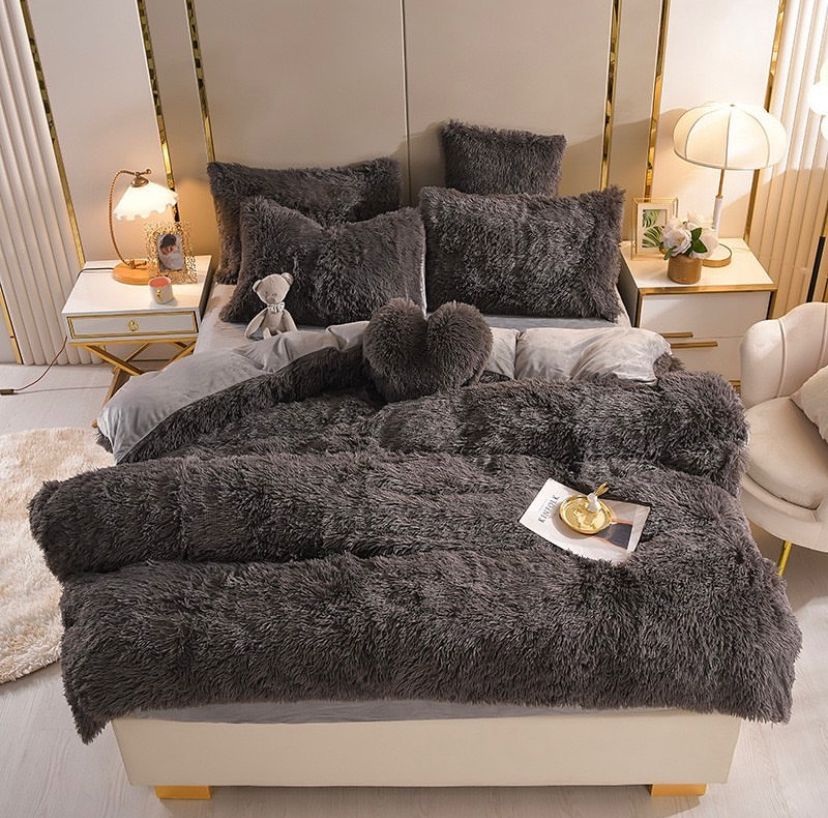 Black Faux Fur Super Lush Duvet Set - Fluffy Soft, Comfy and Plush Duvet with Bed sheet and Matching Pillowcases 4 by 6, 6 by 6, 6 by 7, 7 by 7 - Image 3