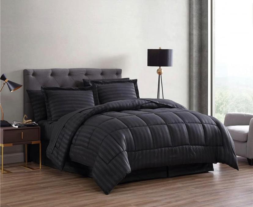 6 Pieces Premium Quality American Cotton Stripes Black Duvet - Breathable and Soft, Durable and Luxury Feel Black Stripes Duvet Set with Matching Pillowcases and Bed sheet Sets (4 by 6, 6 by 6, 6 by 7, 7 by 7) - Image 4