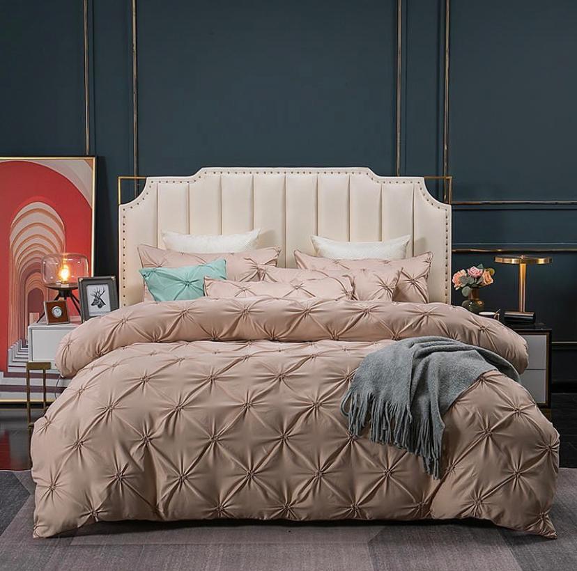 Cream Pinch Pleat Pintuck Duvet Set