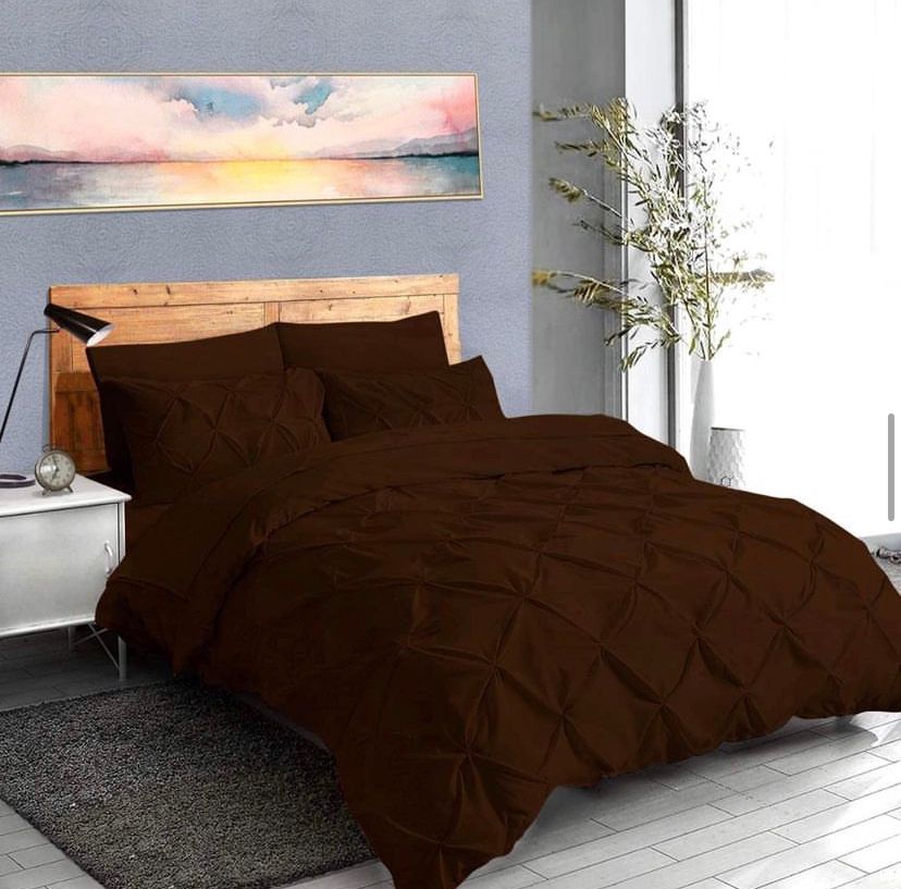 4/6-Piece Pinch Pleated Duvet Set 4by6/ 6by6/ 6by7/ 7by7 Size All Season Soft, High Quality Pintuck Duvet with 1 Bedspread and 2/4 Pillowcases Set - Image 3