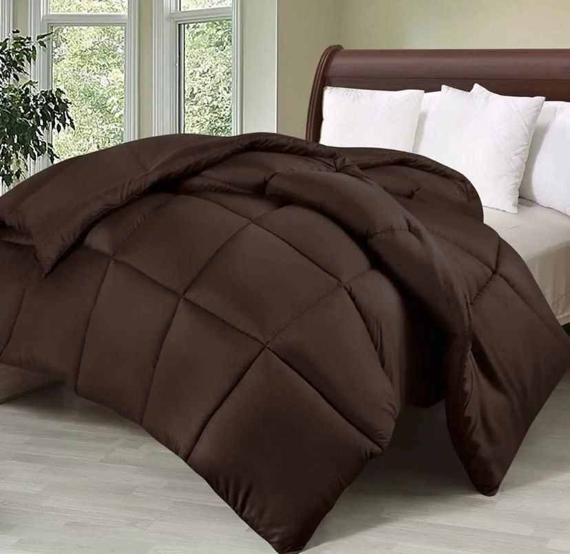Coffee Brown Duvet Set, High Quality Soft and Breathable Coffee Brown Cotton Bedding Set (Sizes: 4by6, 6by6, 6by7, 7by7)