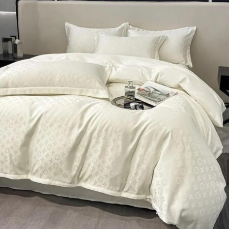 Creamy-White Designer Duvet Set, Louis Vuitton- High Quality-Complete set Available In  6 by 6, 6 by 7