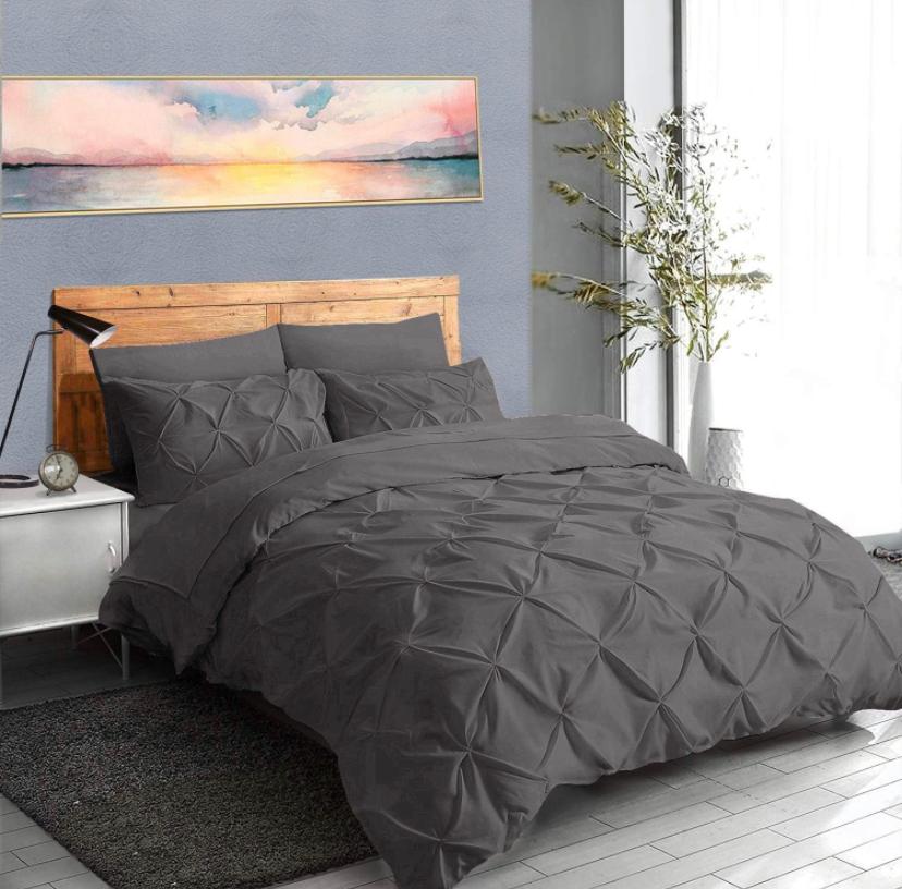 Soft Pinch Pleated Pintuck Duvet Set 4by6/ 6by6/ 6by7/ 7by7 Size All Season Soft, High Quality Pintuck Duvet with 1 Bedspread and 2/4 Pillowcases Set (Dark Grey)
