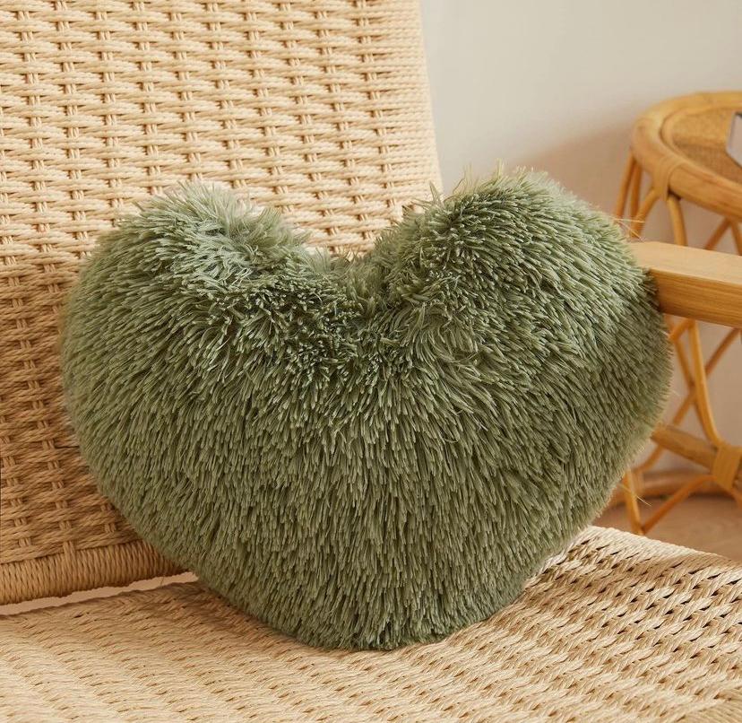 Green Heart throw Pillow - Pillow for Decoration, Fluffy Beautiful Throw Pillow for Bedroom, Couch, Sofa, Perfect Gift