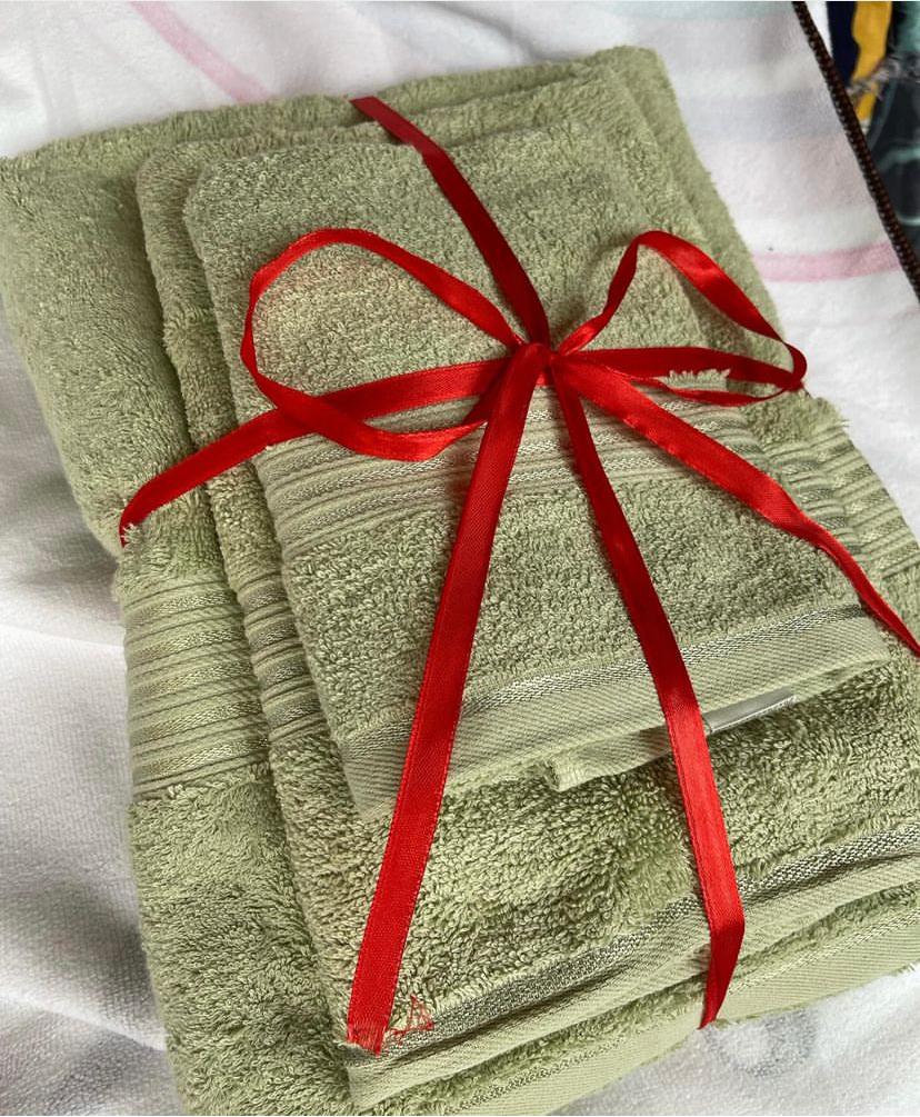 3in1 Soft and Absorbent Cotton Towel Set, Daily Use Sets Includes 1 Bath Towel, 1 Gym Size and Hand Essential Plush Towels Perfect Gift - Image 6